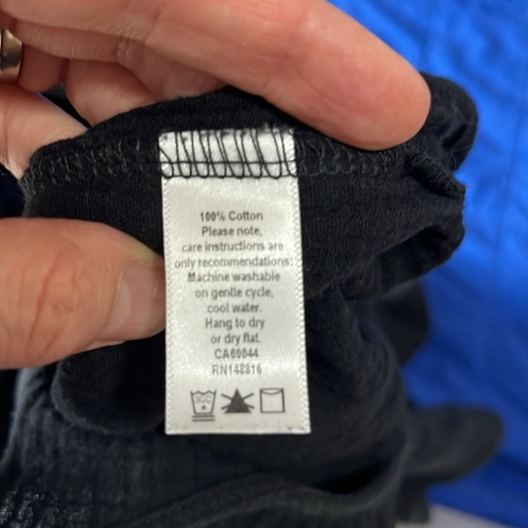 Black Small Smash + Tess Hamptons shorty - Picture 3 of 7